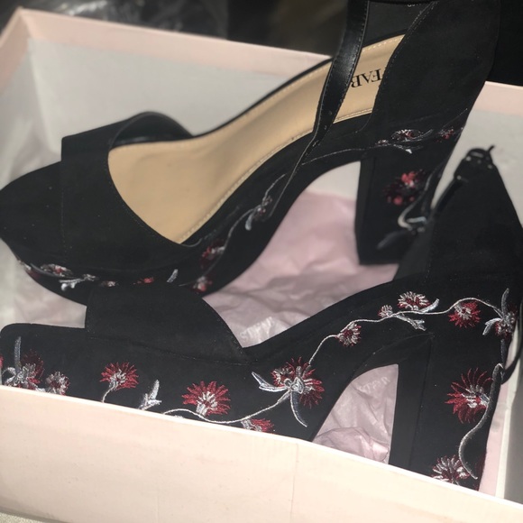 Platform chunky heels - Picture 2 of 2